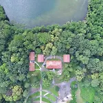 Island 3*