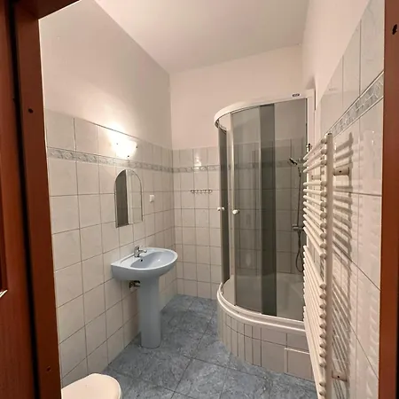 Island 3* Krzynki