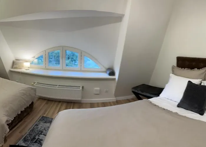 Island 公寓式酒店 3*